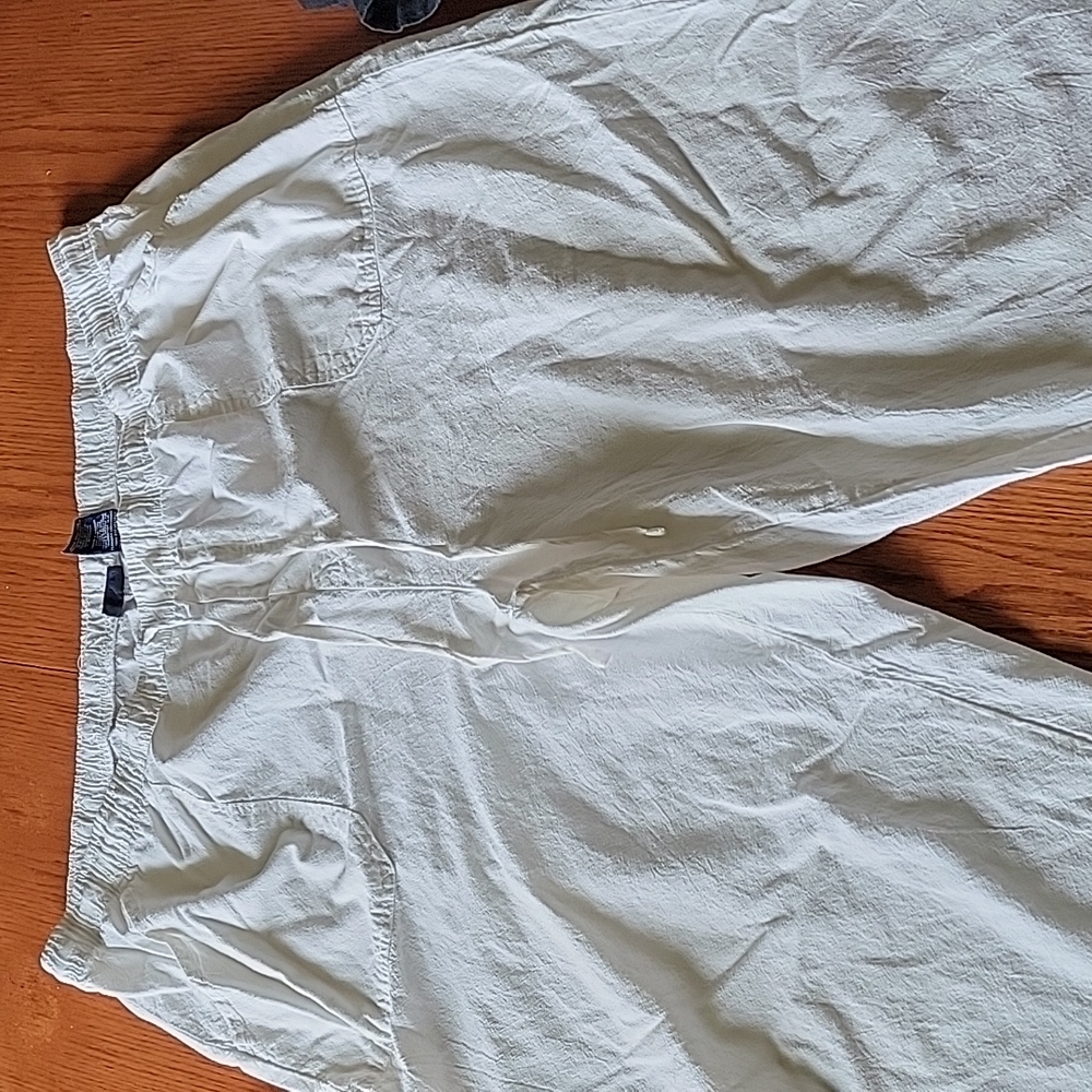 White capris